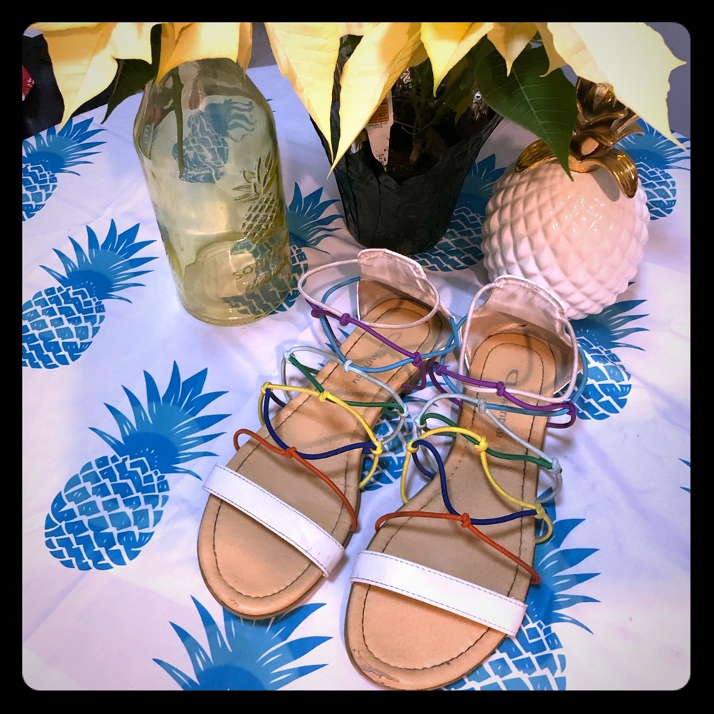 🥳Multi colored strapped sandals